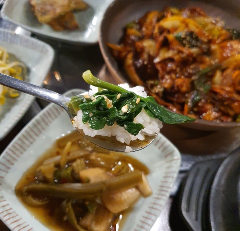 9de7972474f20add85294f0a3655fd4e_1769952848_1448.jpg 고현 점심맛집 추천|지리산흑돼지 제육정식 제대로 먹고 왔어요