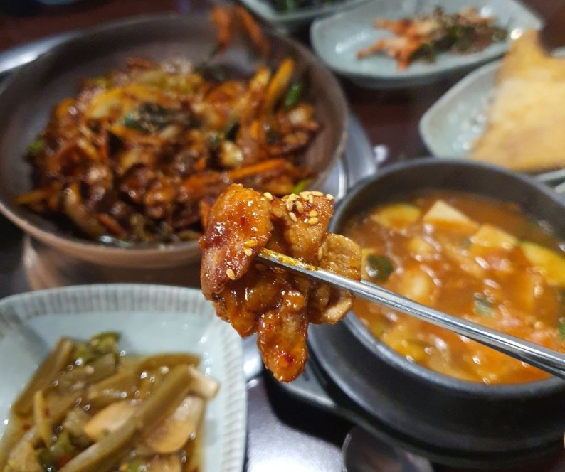 9de7972474f20add85294f0a3655fd4e_1769952849_1505.jpg 고현 점심맛집 추천|지리산흑돼지 제육정식 제대로 먹고 왔어요