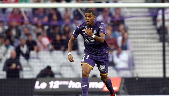 툴루즈 FC vs AJ 오세르 경기 분석｜홈 강세와 원정 부진, 실제 확률 재측정